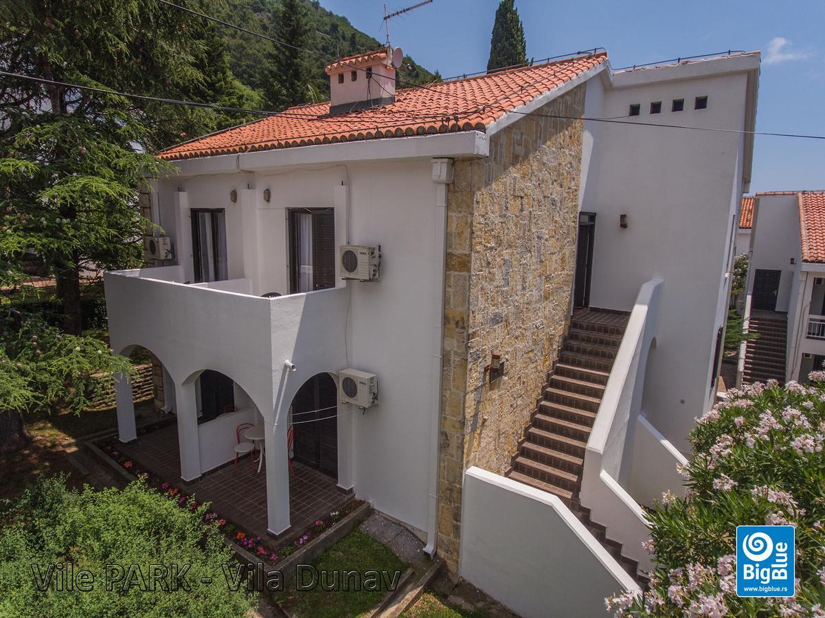 Holiday Park Vile Park Budva Exterior photo